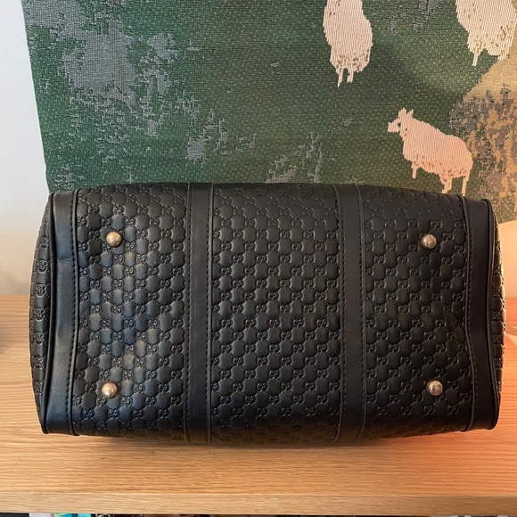 Black Top Handle Crossbody Carryon Bag - Picture 5 of 13